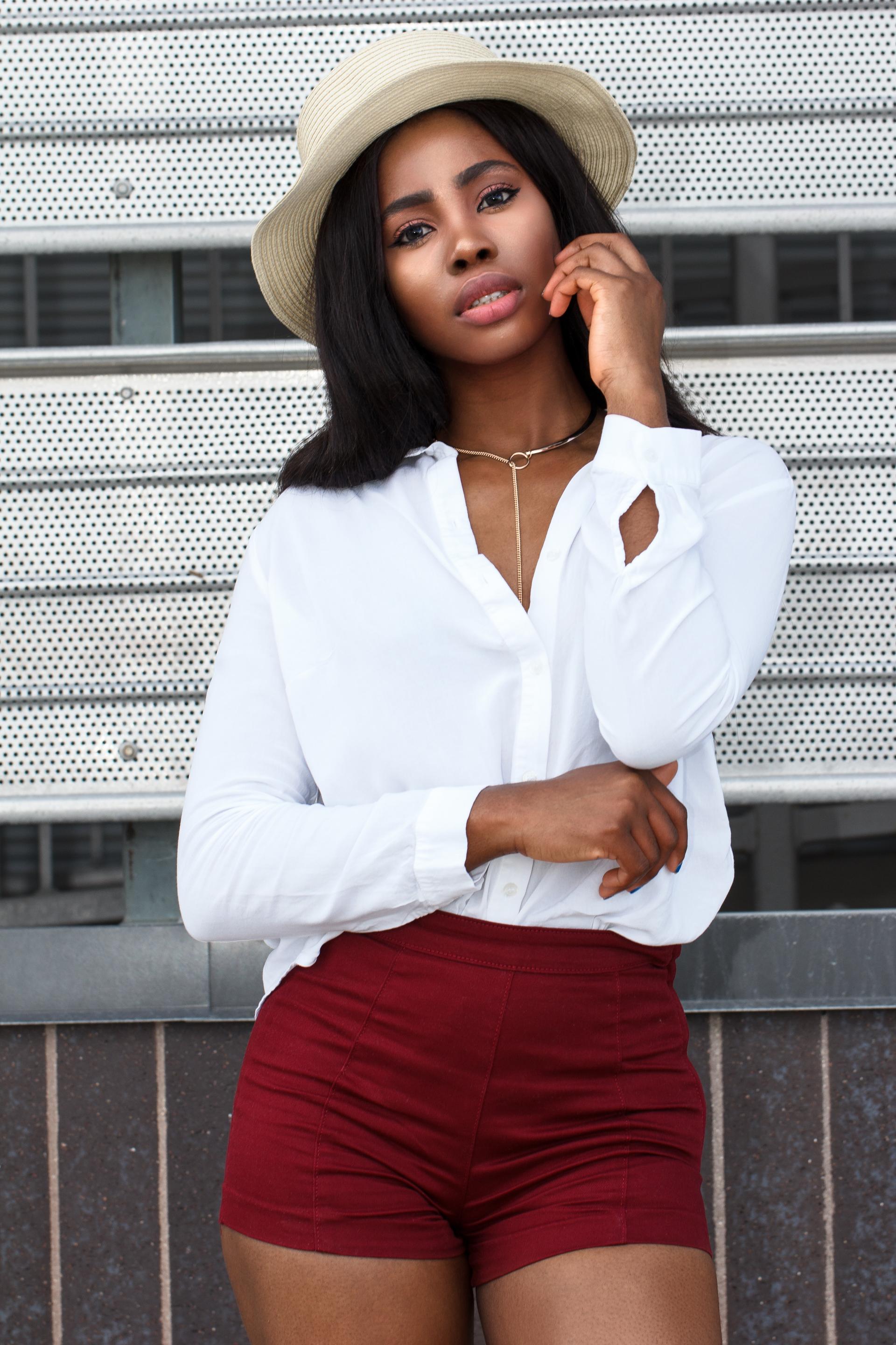 understated chic